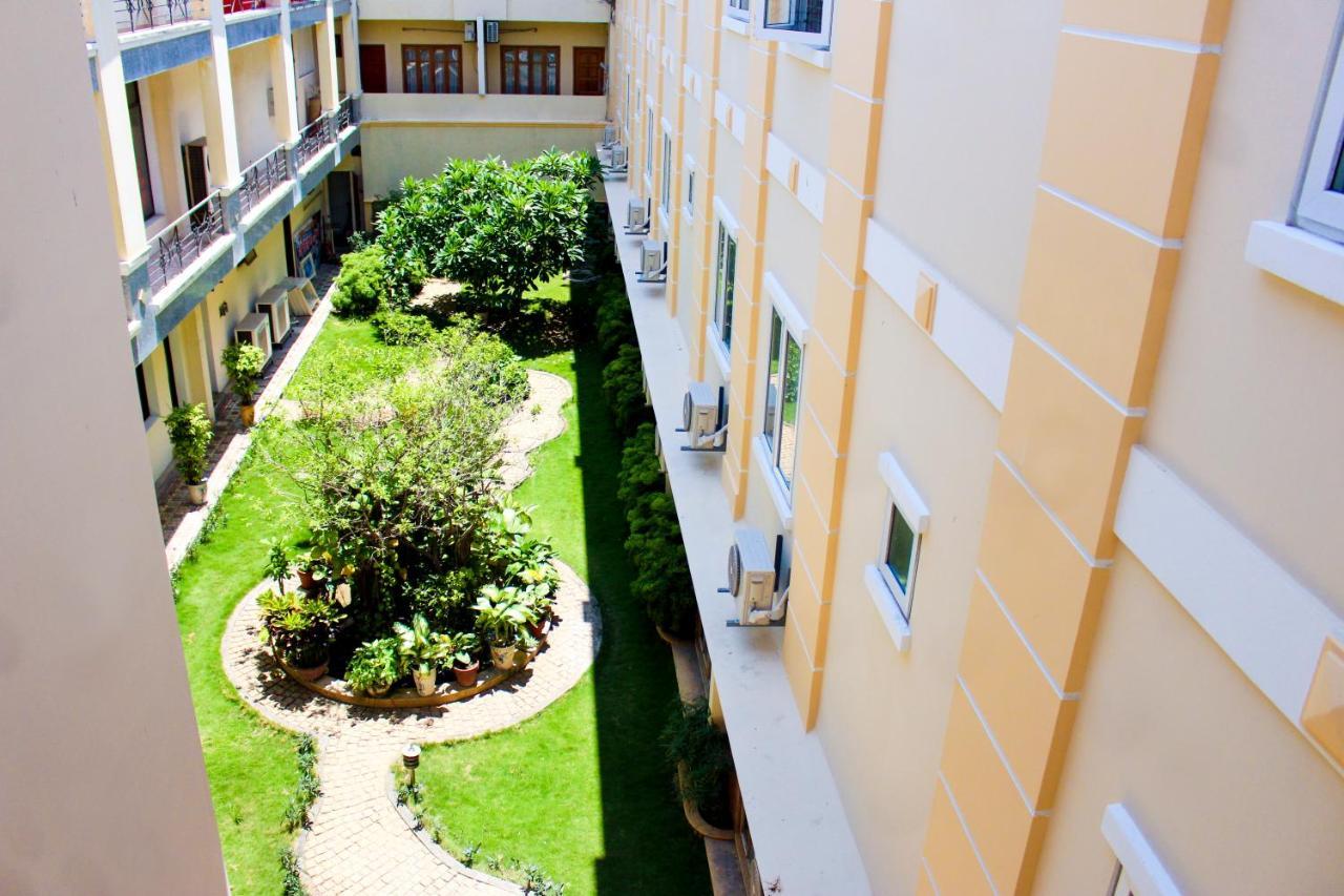 Quy Nhon Hotel Exterior foto